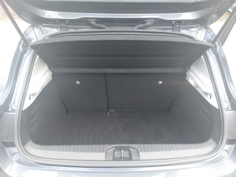 Used Renault Clio 2021 for sale - 76860479: Photo 8