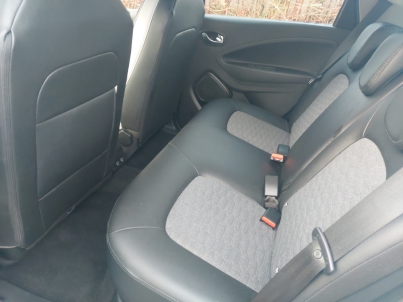 Used Renault Zoe 2022 for sale - 77020758: Photo 6
