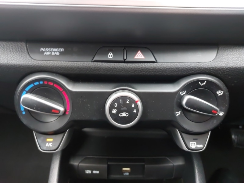 Used Kia Stonic 2022 for sale - 77284477: Photo 12