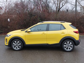 Used Kia Stonic 2022 for sale - 77284477: Photo