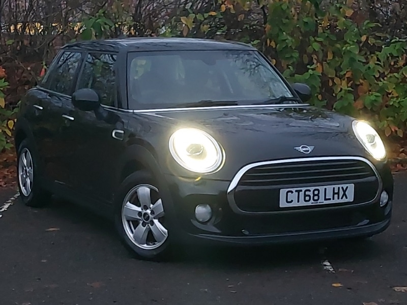 Used MINI Hatch 2019 for sale - 76511508: Photo 1