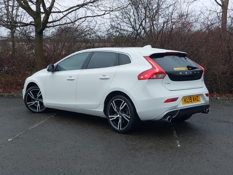Used Volvo V40 2019 for sale - 77467109: Photo 3