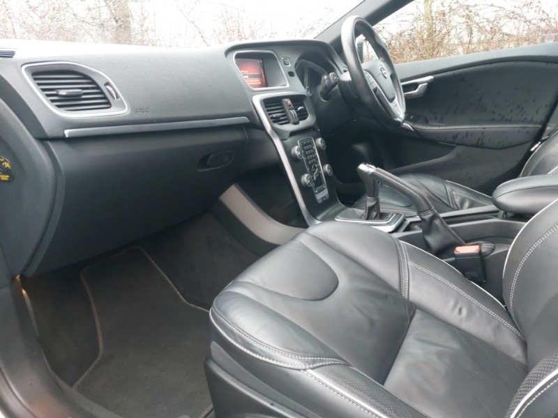 Used Volvo V40 2019 for sale - 77467109: Photo 5