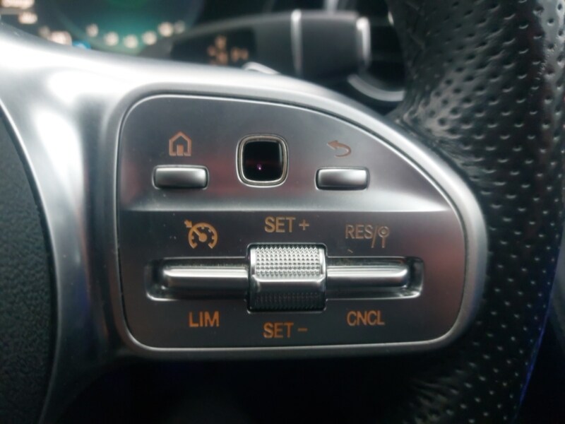 Used Mercedes-Benz C Class 2019 for sale - 77209387: Photo 15