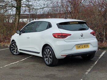 Used Renault Clio 2022 for sale - 77596878: Photo