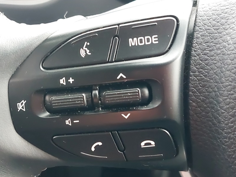 Used Kia Stonic 2023 for sale - 77596880: Photo 14