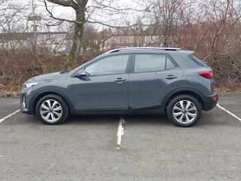Used Kia Stonic 2023 for sale - 77596880: Photo