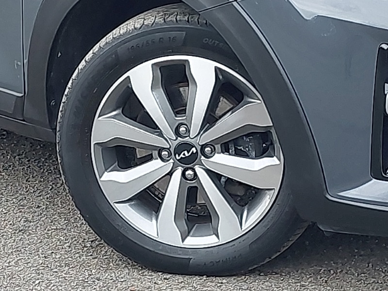 Used Kia Stonic 2023 for sale - 77596880: Photo 9