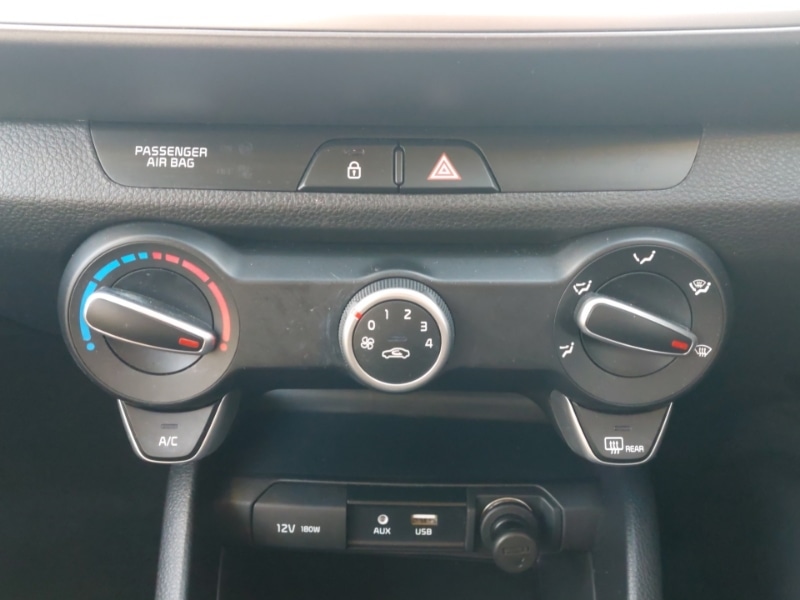 Used Kia Stonic 2021 for sale - 77183528: Photo 12