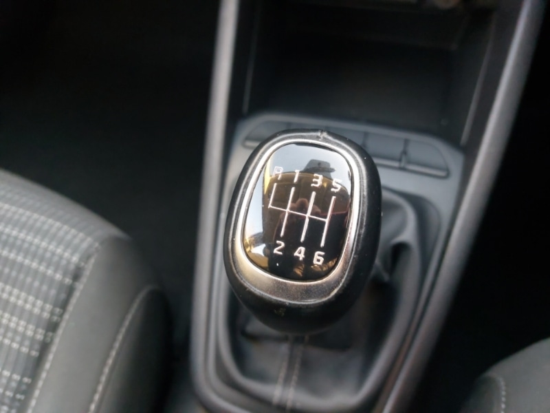 Used Kia Stonic 2021 for sale - 77183528: Photo 13