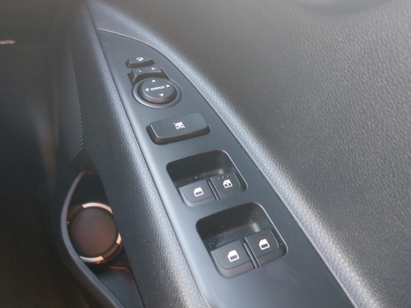 Used Kia Stonic 2021 for sale - 77183528: Photo 19