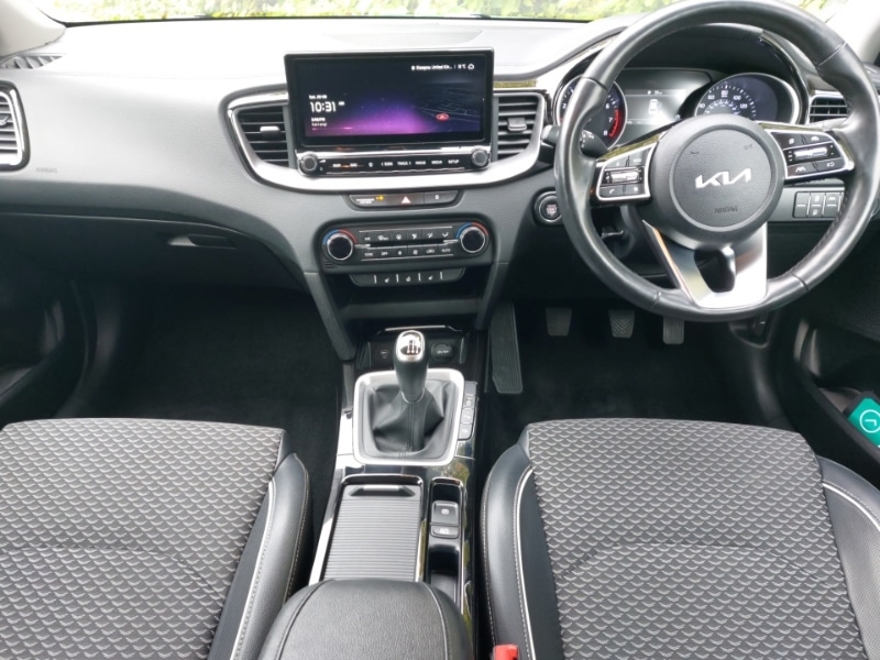 Used Kia XCeed 2023 for sale - 76053295: Photo 2
