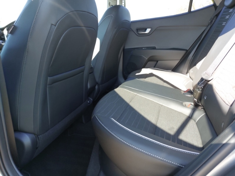 Used Kia Stonic 2024 for sale - 78113804: Photo 6