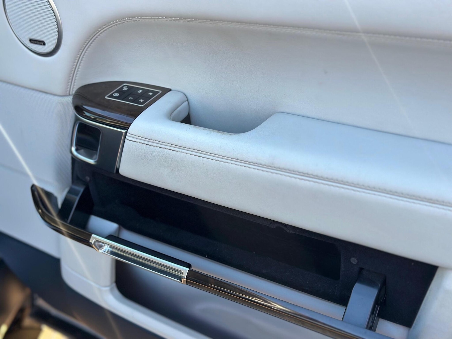 Used Land Rover Range Rover 2015 for sale - 77081318: Photo 25