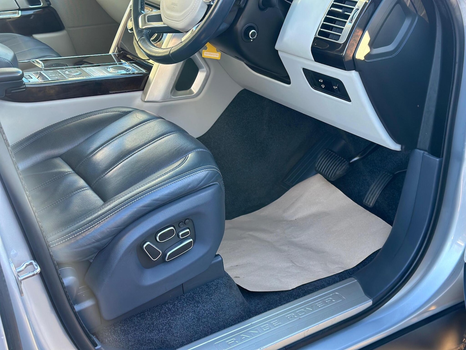 Used Land Rover Range Rover 2015 for sale - 77081318: Photo 28