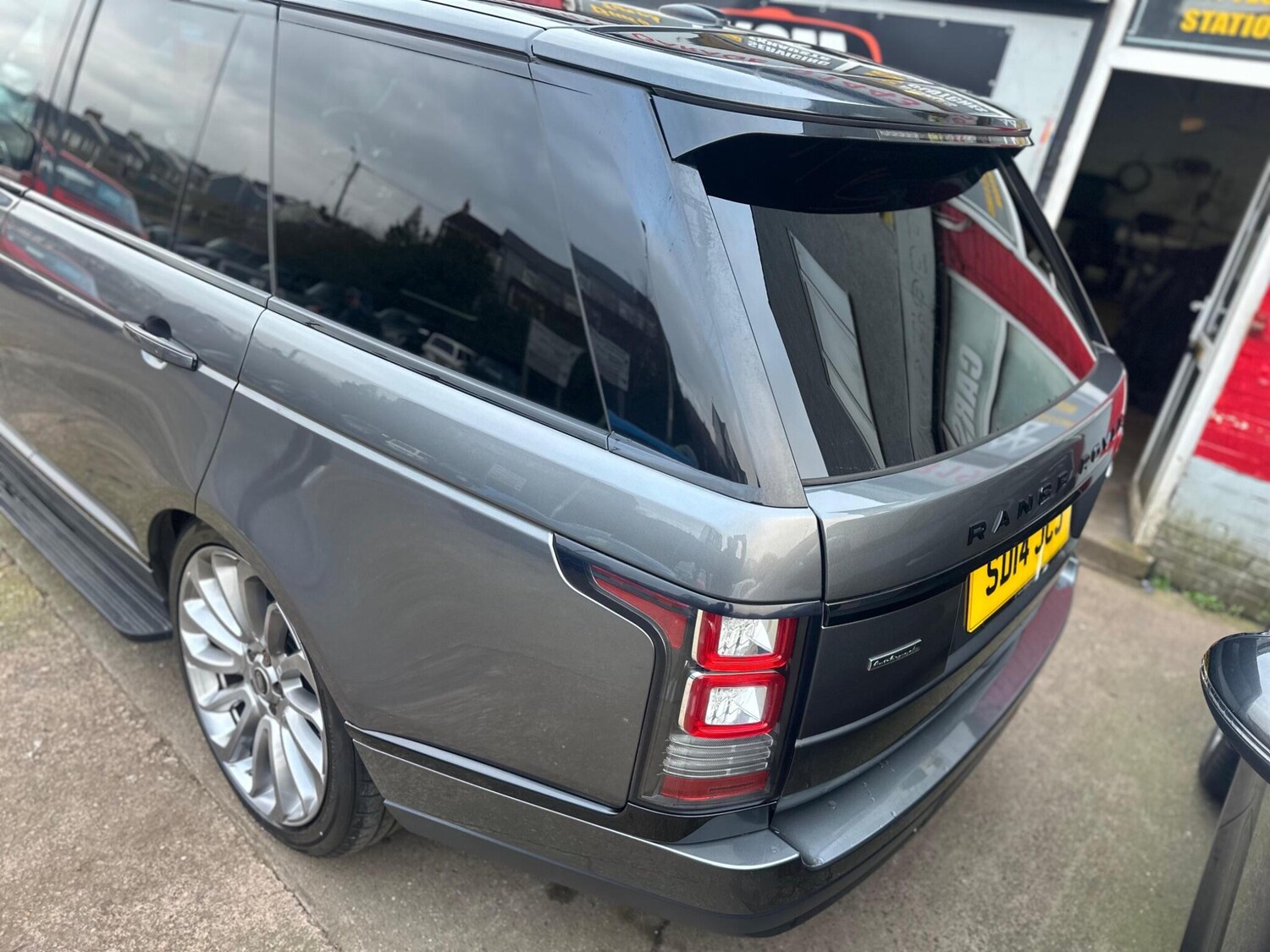 Used Land Rover Range Rover for sale - 77768692: Photo 12