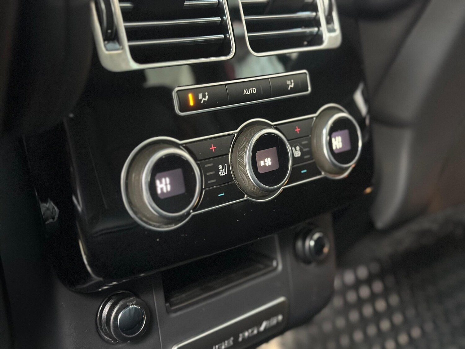 Used Land Rover Range Rover for sale - 77768692: Photo 32