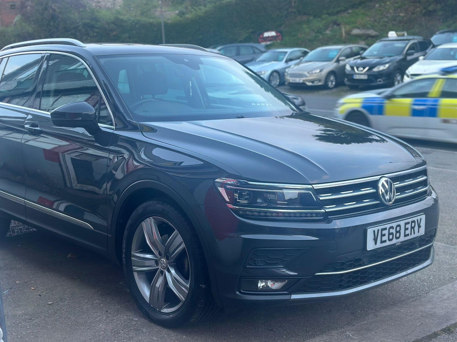 Used Volkswagen Tiguan 2018 for sale - 76388408: Photo 2