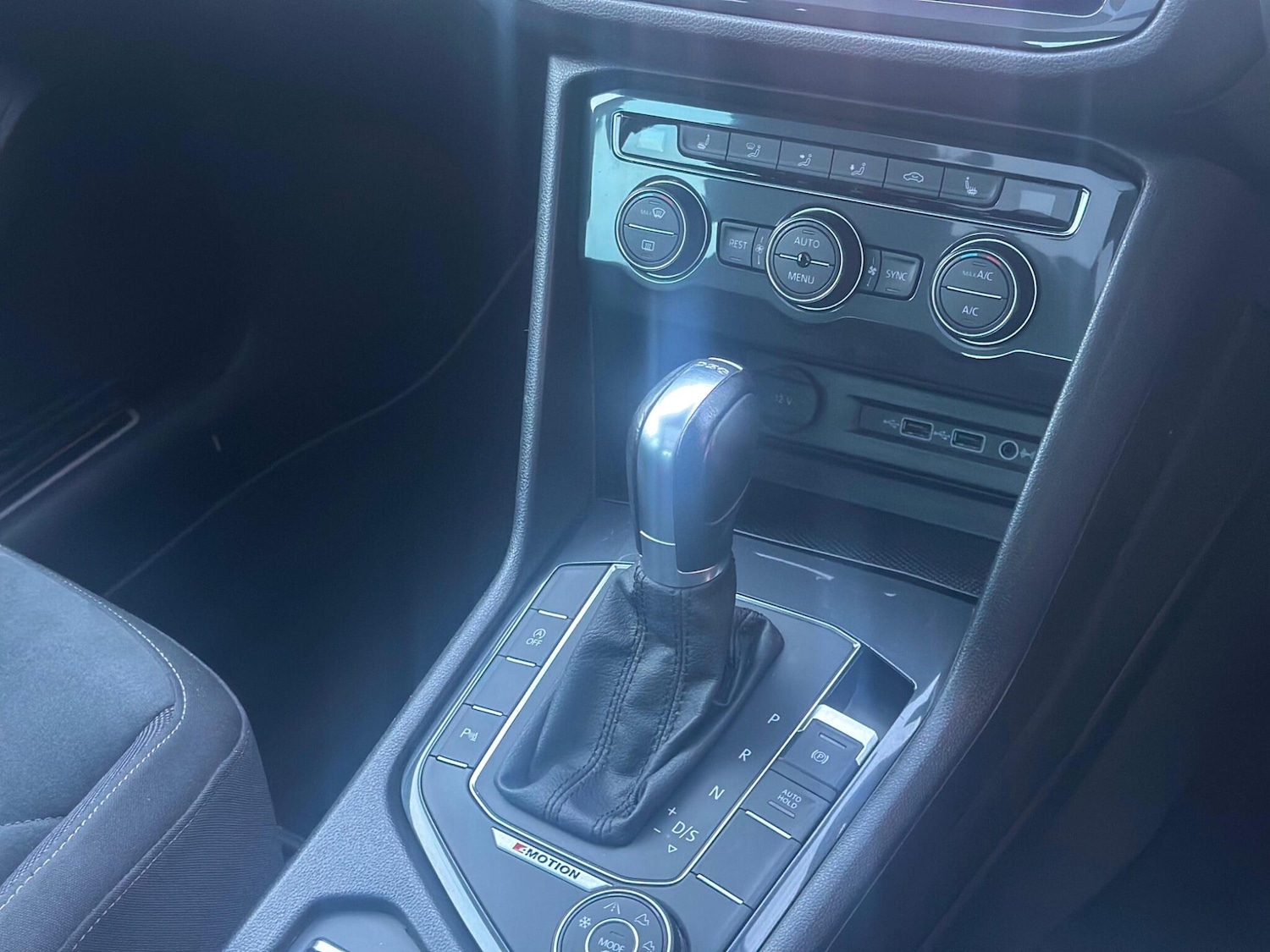 Used Volkswagen Tiguan 2018 for sale - 76388408: Photo 33