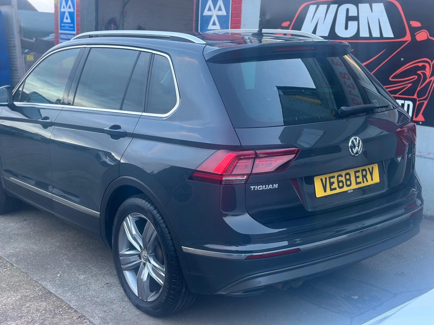 Used Volkswagen Tiguan 2018 for sale - 76388408: Photo 35