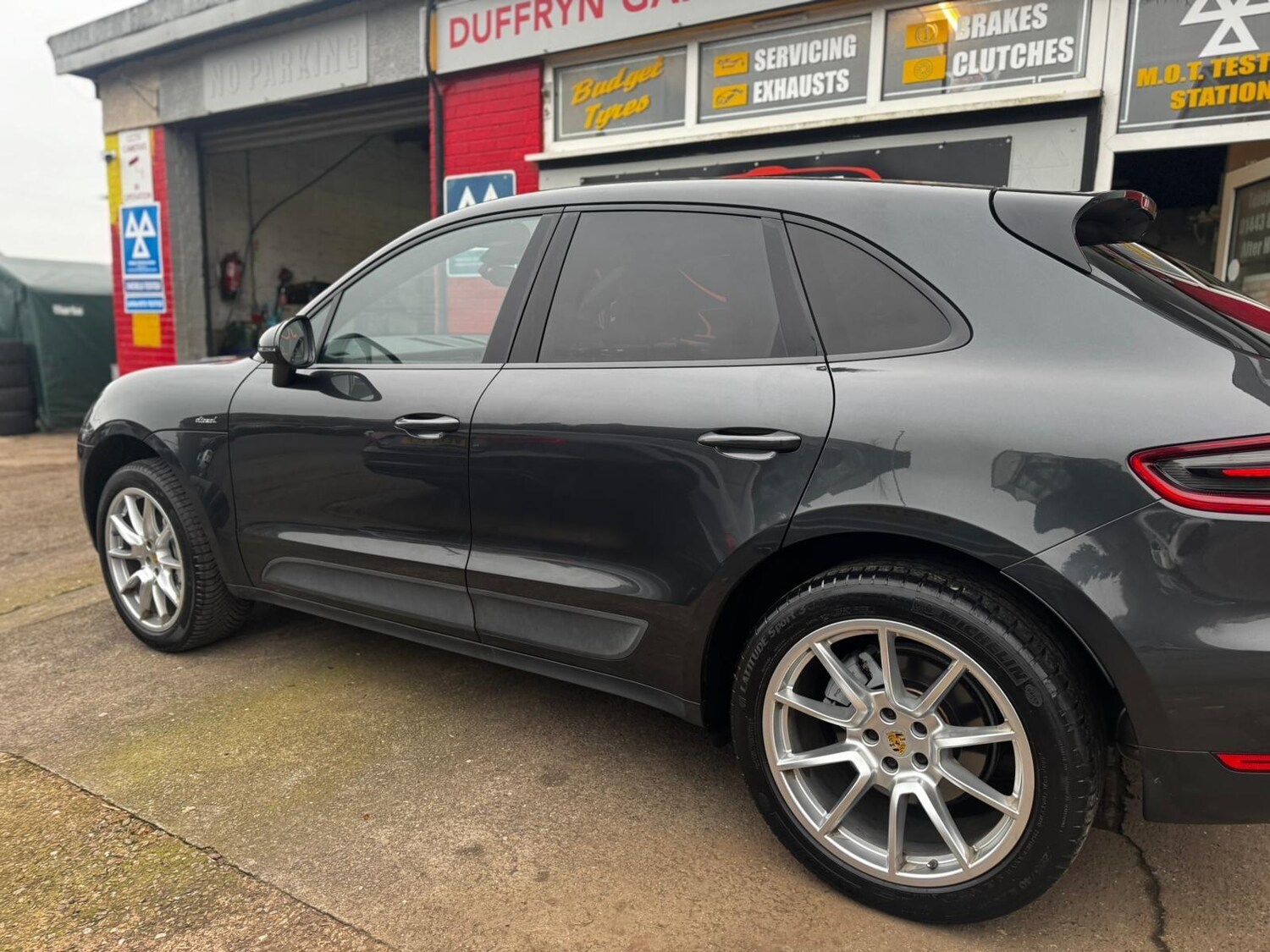 Used Porsche Macan for sale - 77586978: Photo 19