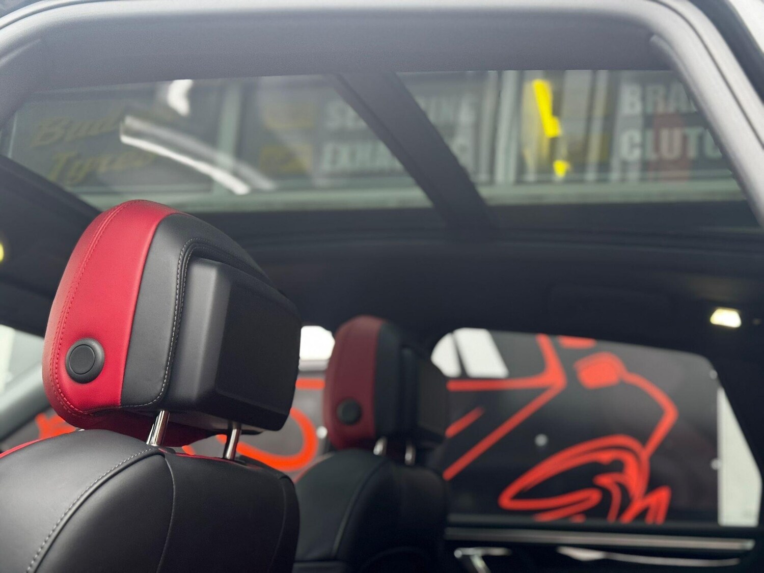 Used Porsche Macan for sale - 77586978: Photo 33