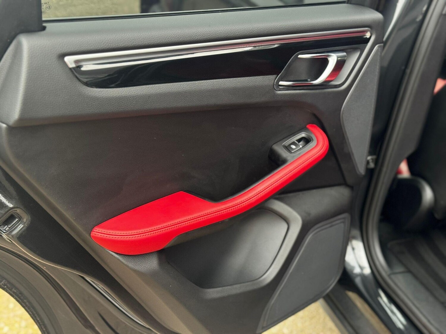 Used Porsche Macan for sale - 77586978: Photo 34