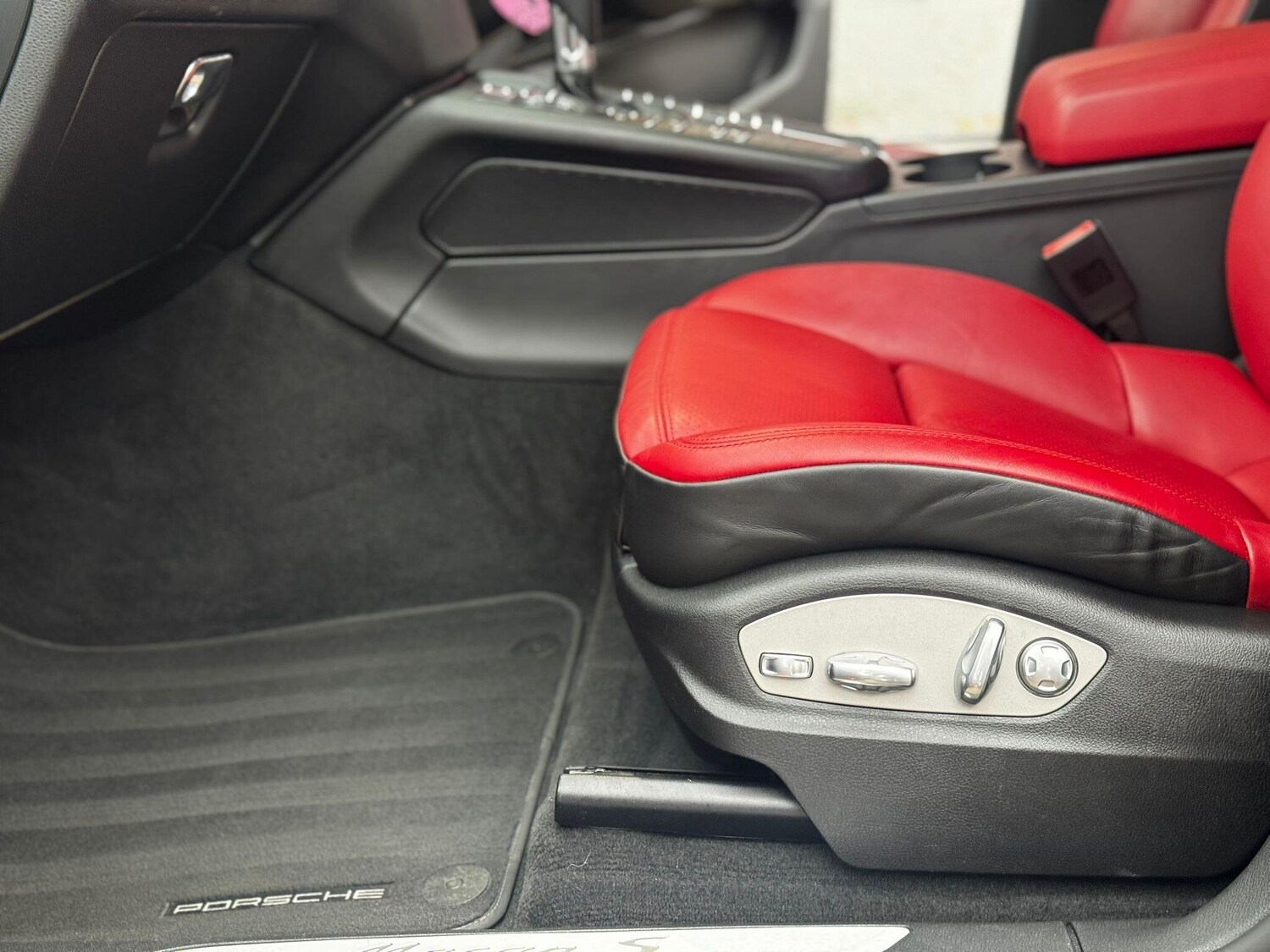 Used Porsche Macan for sale - 77586978: Photo 36