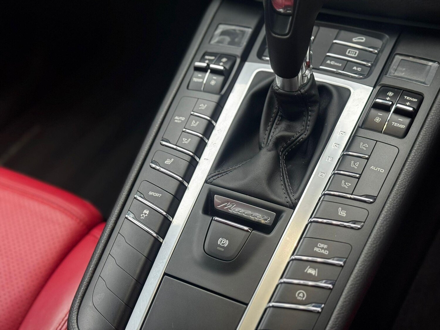 Used Porsche Macan for sale - 77586978: Photo 46