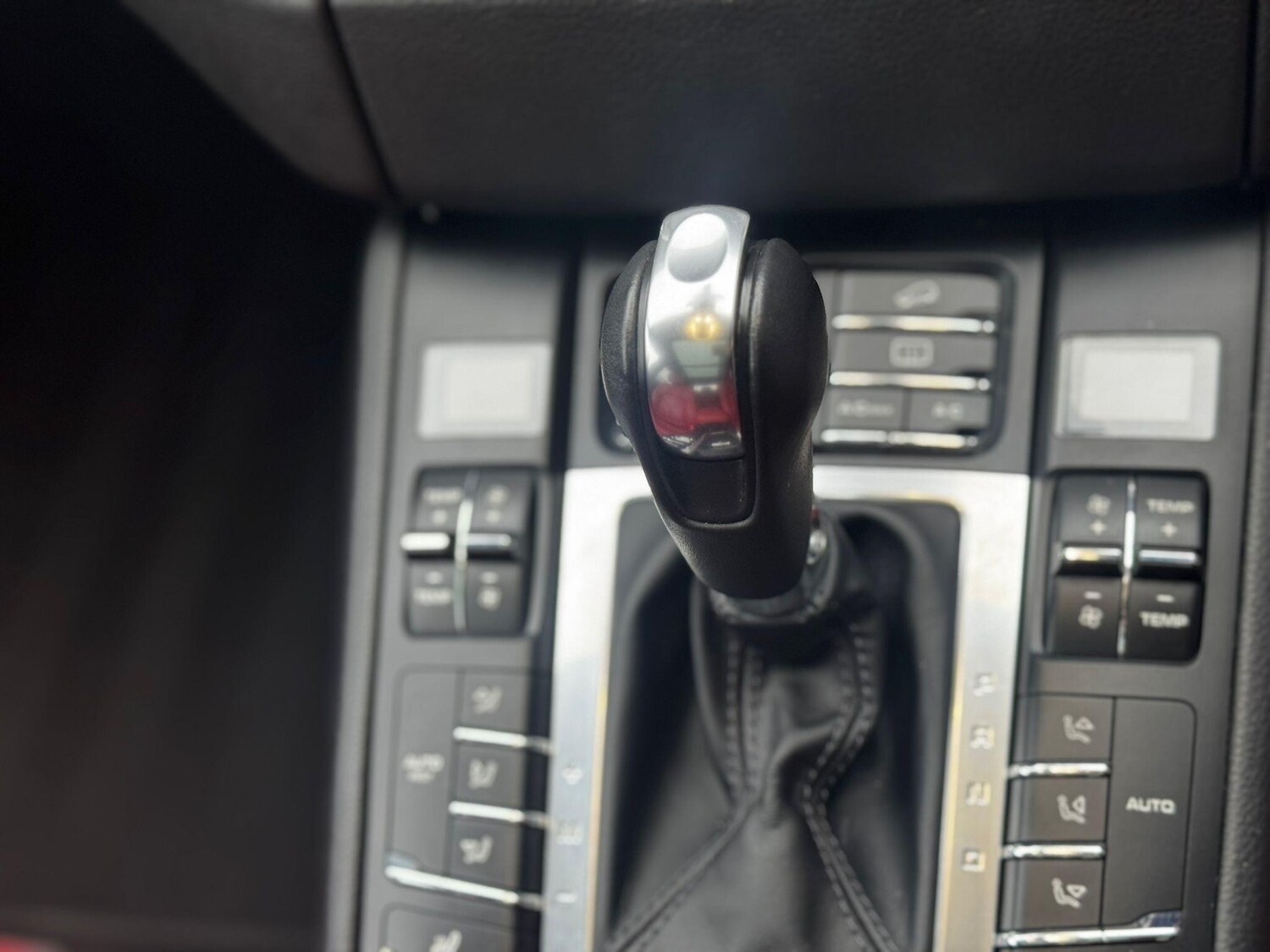 Used Porsche Macan for sale - 77586978: Photo 48