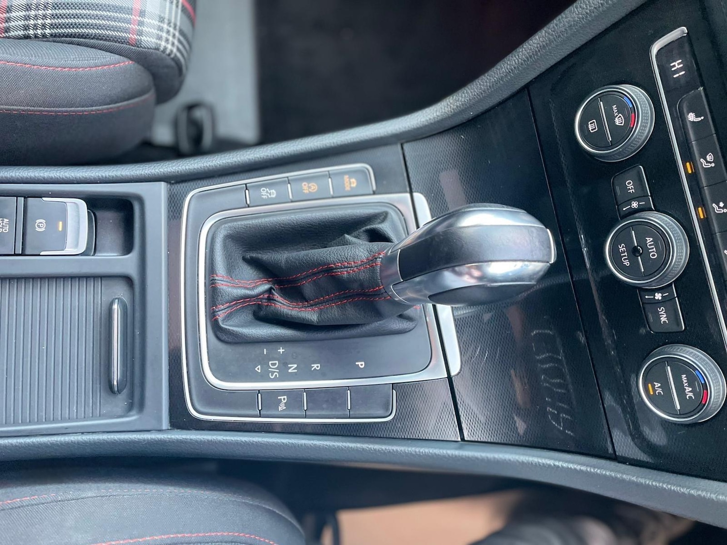 Used Volkswagen Golf for sale - 76701272: Photo 14