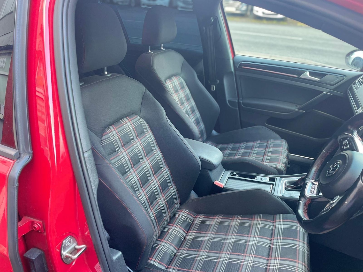 Used Volkswagen Golf 2014 for sale - 77958157: Photo 15