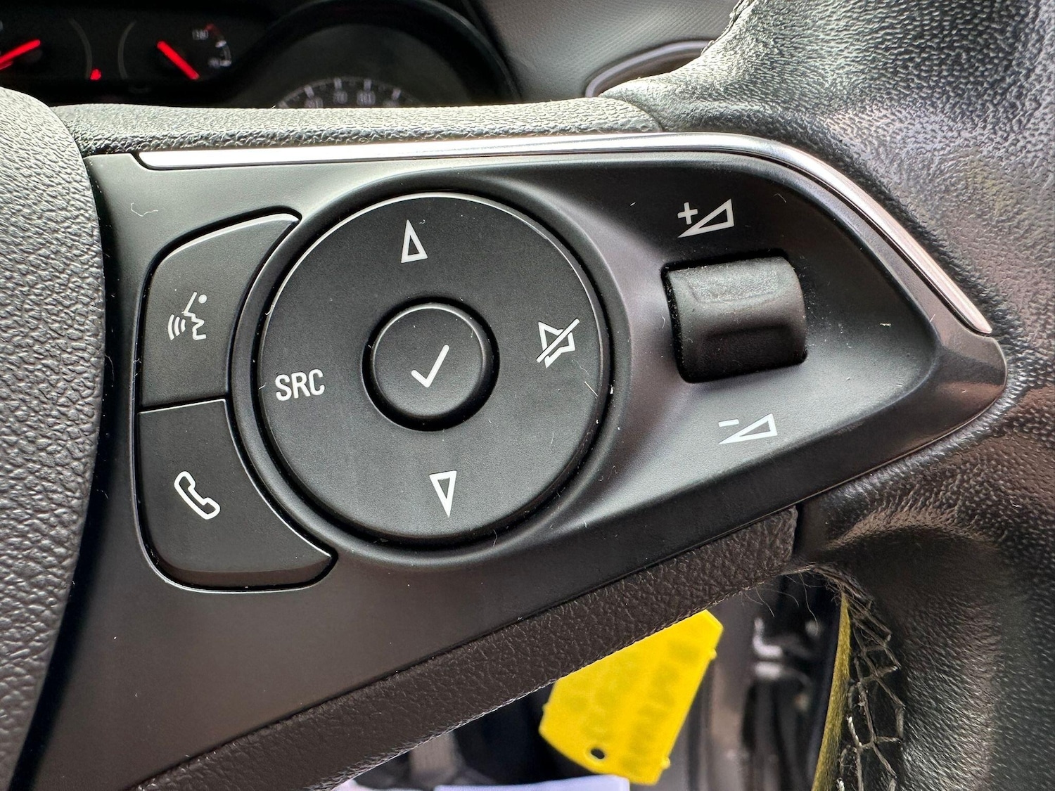 Used Vauxhall Crossland 2021 for sale - 76238821: Photo 13