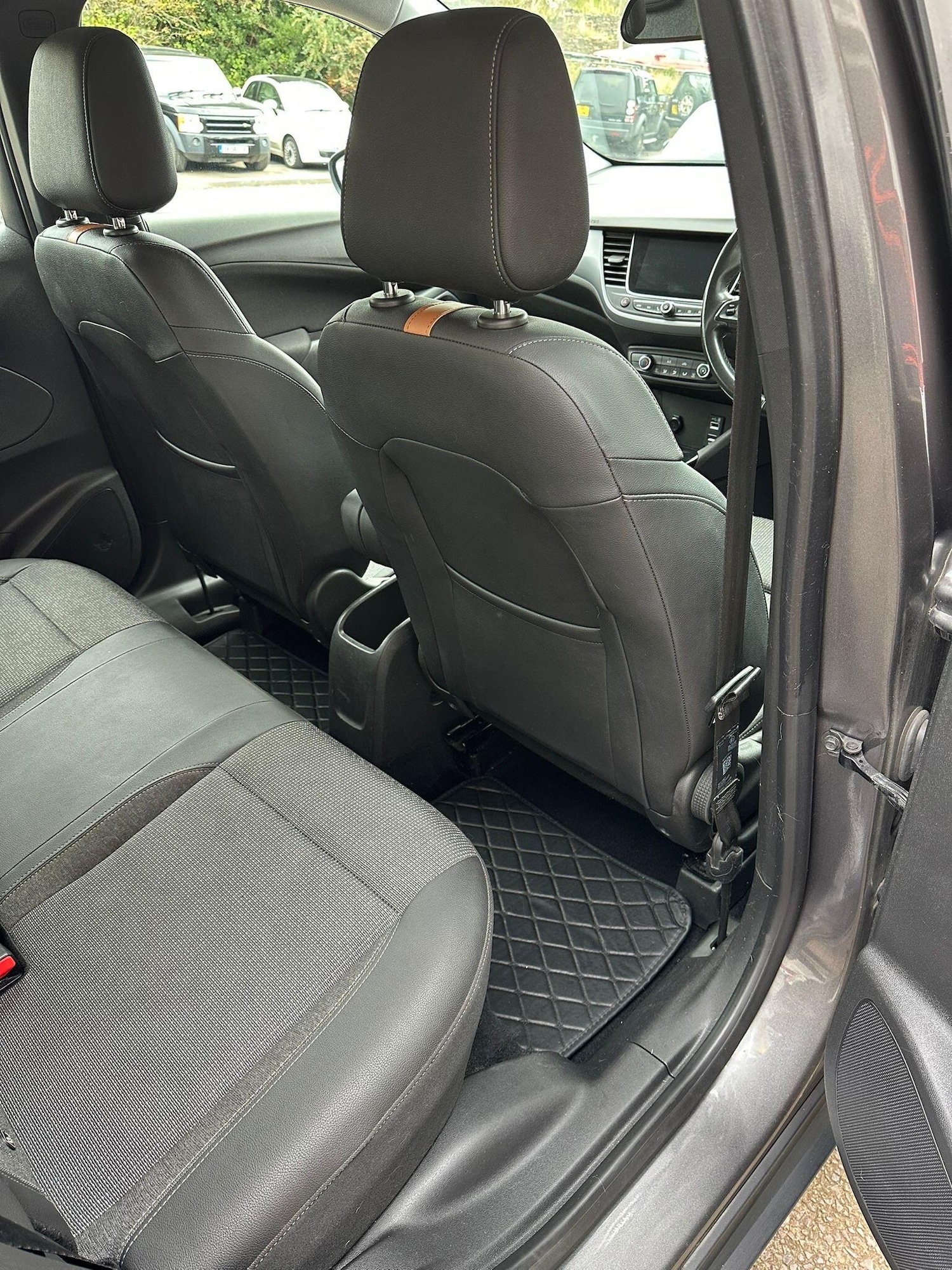 Used Vauxhall Crossland 2021 for sale - 76238821: Photo 5