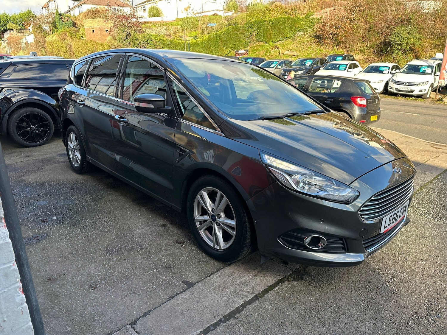 Used Ford S-Max 2016 for sale - 76634128: Photo 2