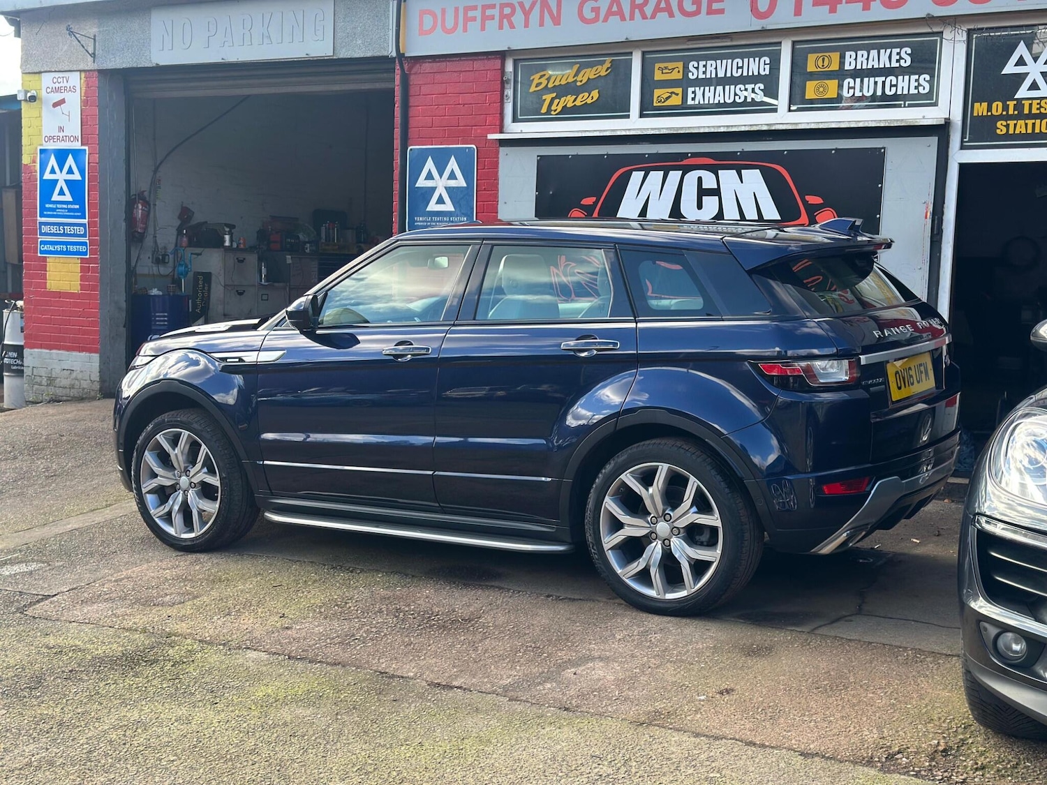 Used Land Rover Range Rover Evoque 2016 for sale - 77709696: Photo 2