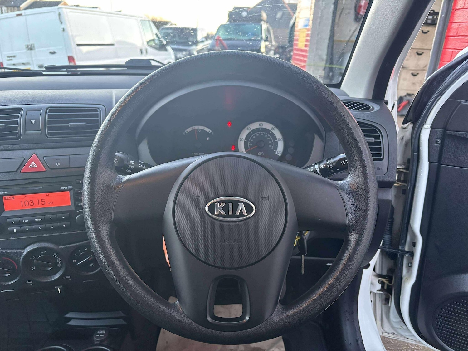 Used Kia Picanto 2010 for sale - 76633979: Photo 18