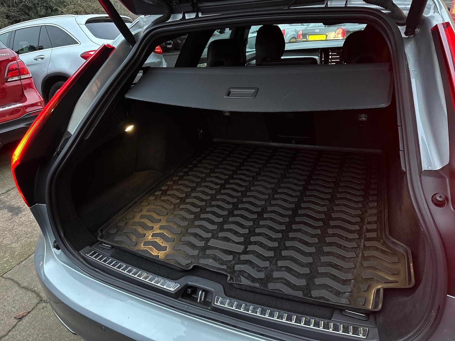 Used Volvo V90 2019 for sale - 77049679: Photo 37