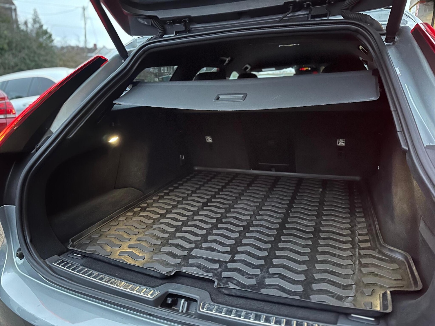 Used Volvo V90 2019 for sale - 77049679: Photo 40