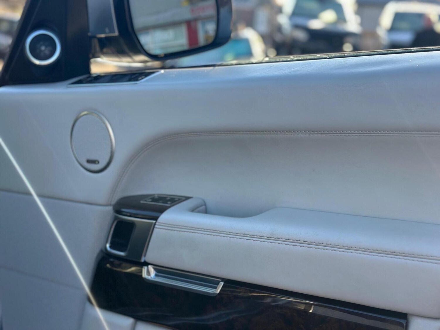 Used Land Rover Range Rover 2015 for sale - 77839175: Photo 10