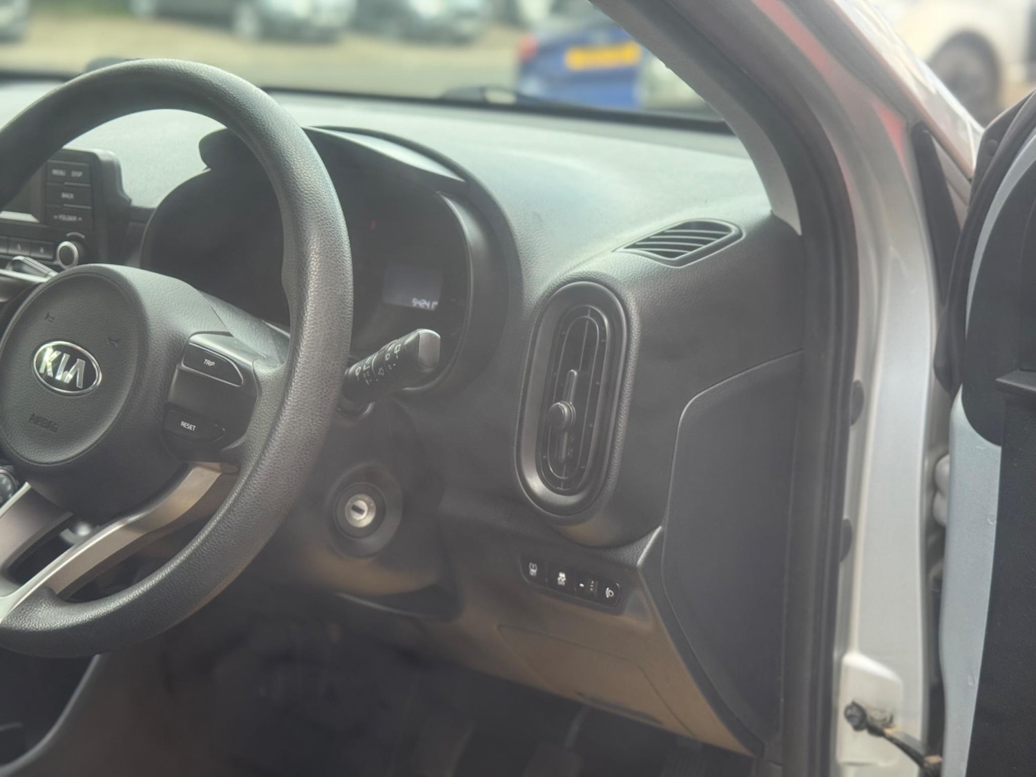 Used Kia Picanto 2018 for sale - 76912693: Photo 15