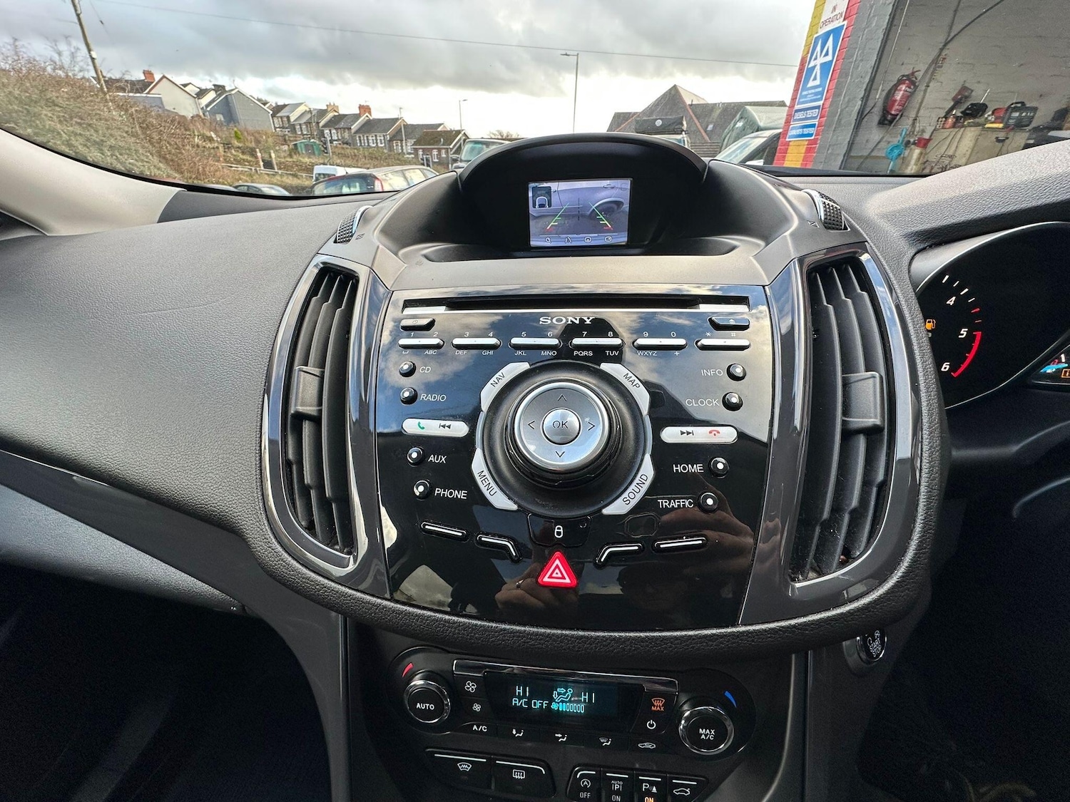 Used Ford Kuga 2015 for sale - 76824265: Photo 14