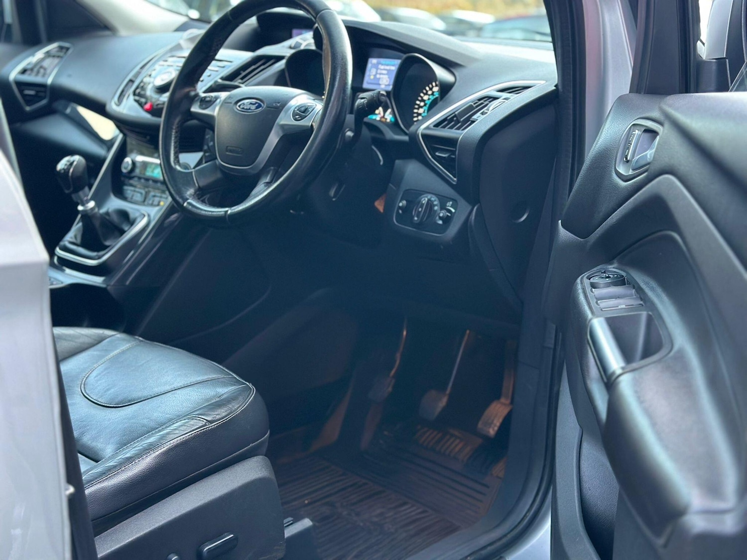 Used Ford Kuga 2015 for sale - 76824265: Photo 17