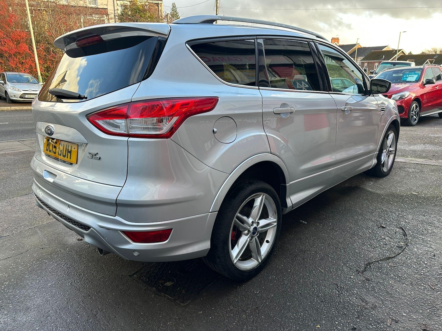 Used Ford Kuga 2015 for sale - 76824265: Photo 2