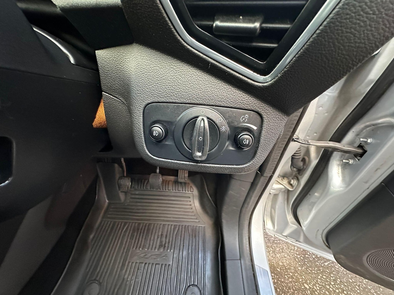 Used Ford Kuga 2015 for sale - 76824265: Photo 21