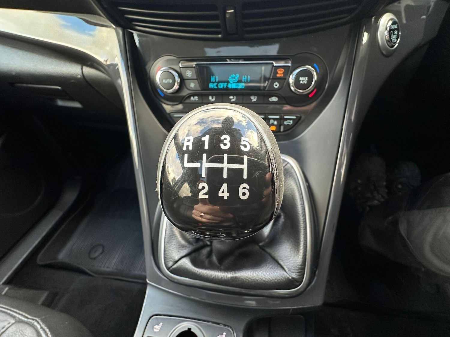 Used Ford Kuga 2015 for sale - 76824265: Photo 23