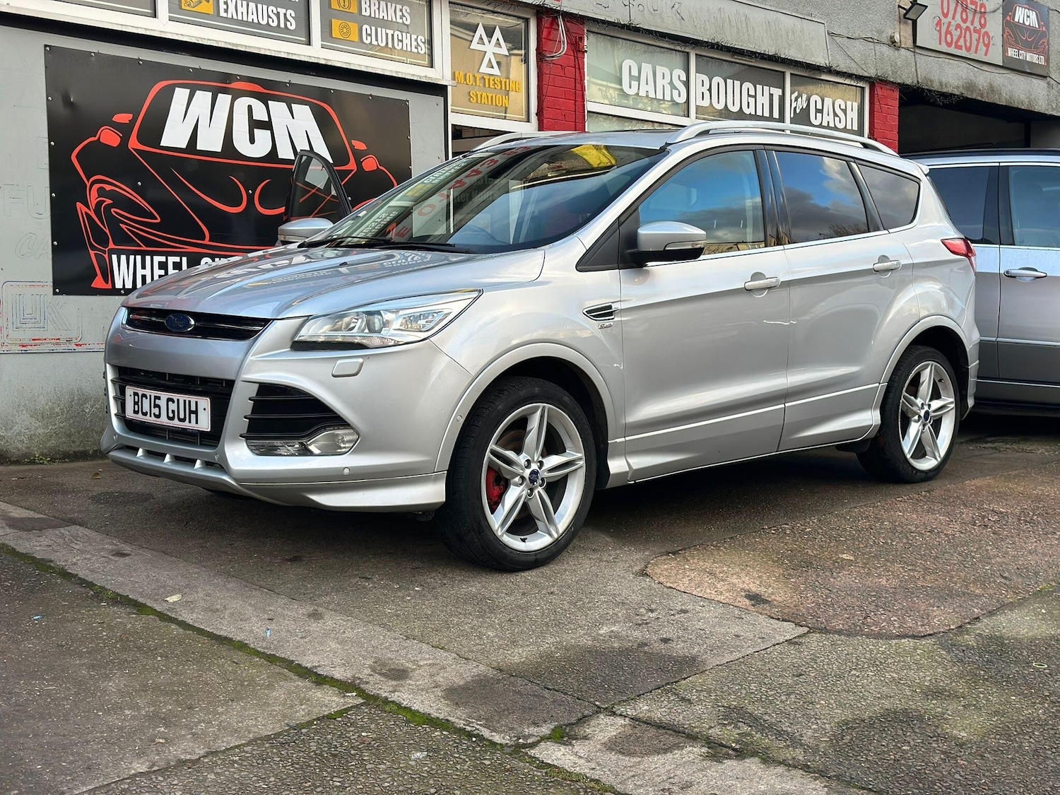 Used Ford Kuga 2015 for sale - 76824265: Photo 32