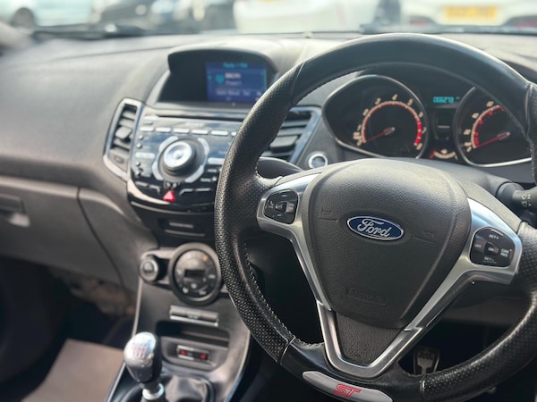 Used Ford Fiesta 2016 for sale - 76071909: Photo 17
