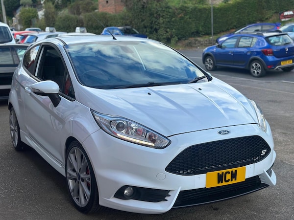 Used Ford Fiesta 2016 for sale - 76071909: Photo 5