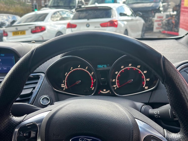Used Ford Fiesta 2016 for sale - 76071909: Photo 9